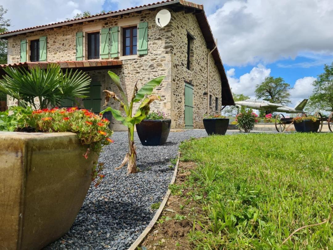 La Maison Du Lac Lavaud Saint-Quentin-sur-Charente Εξωτερικό φωτογραφία